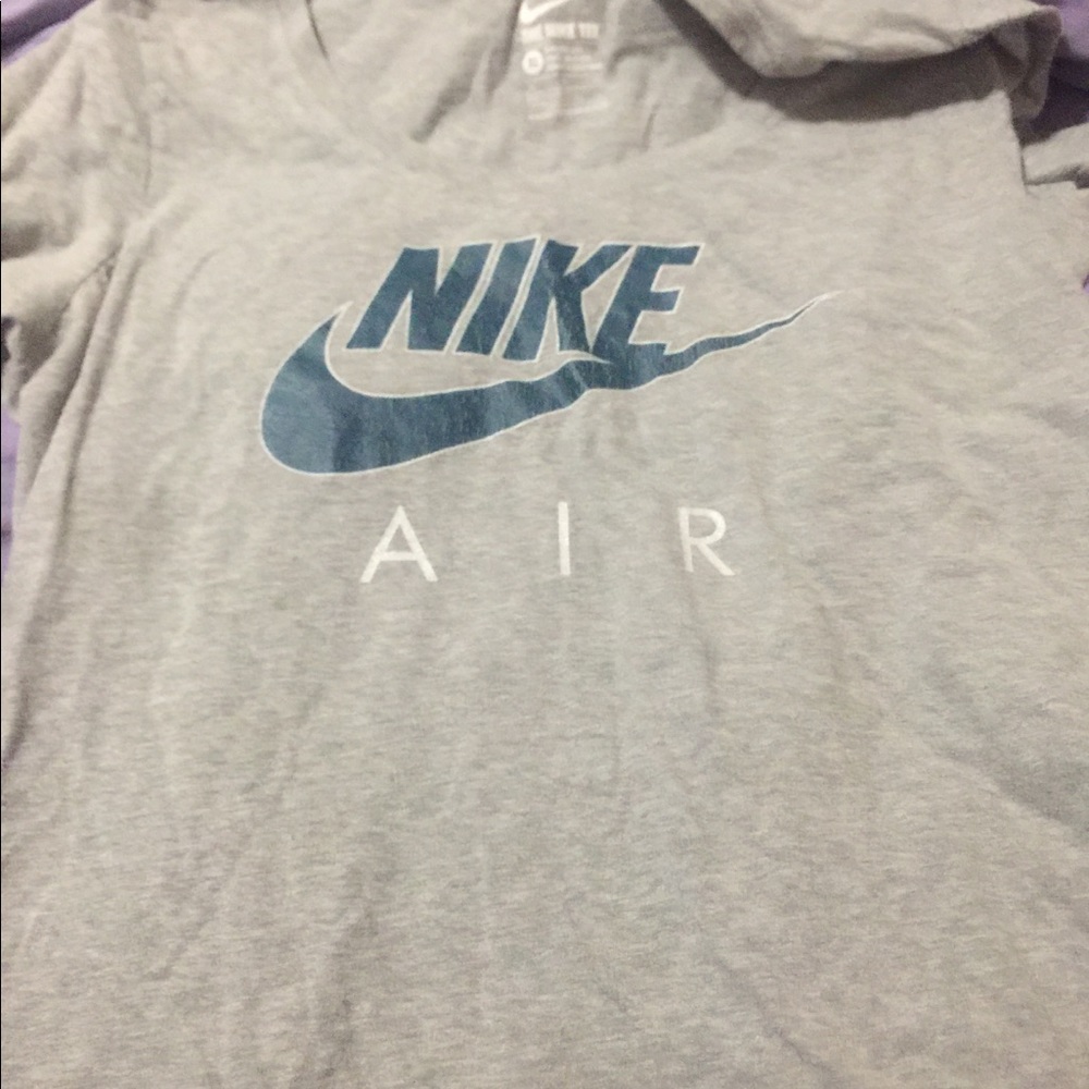 Nike low cut shirt